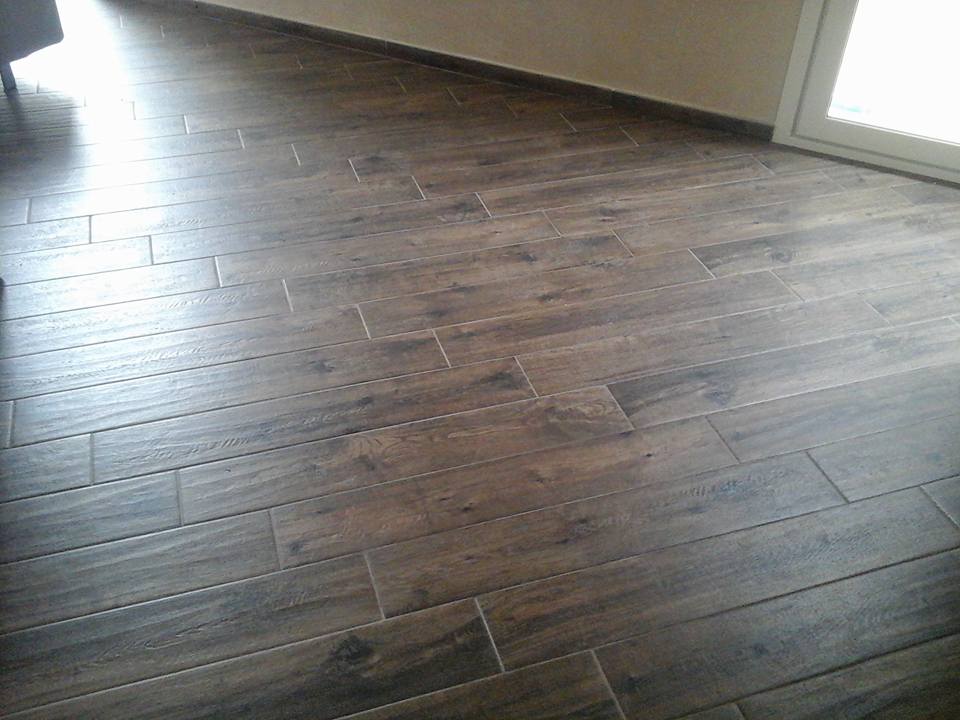 pavimento in pietra effetto legno