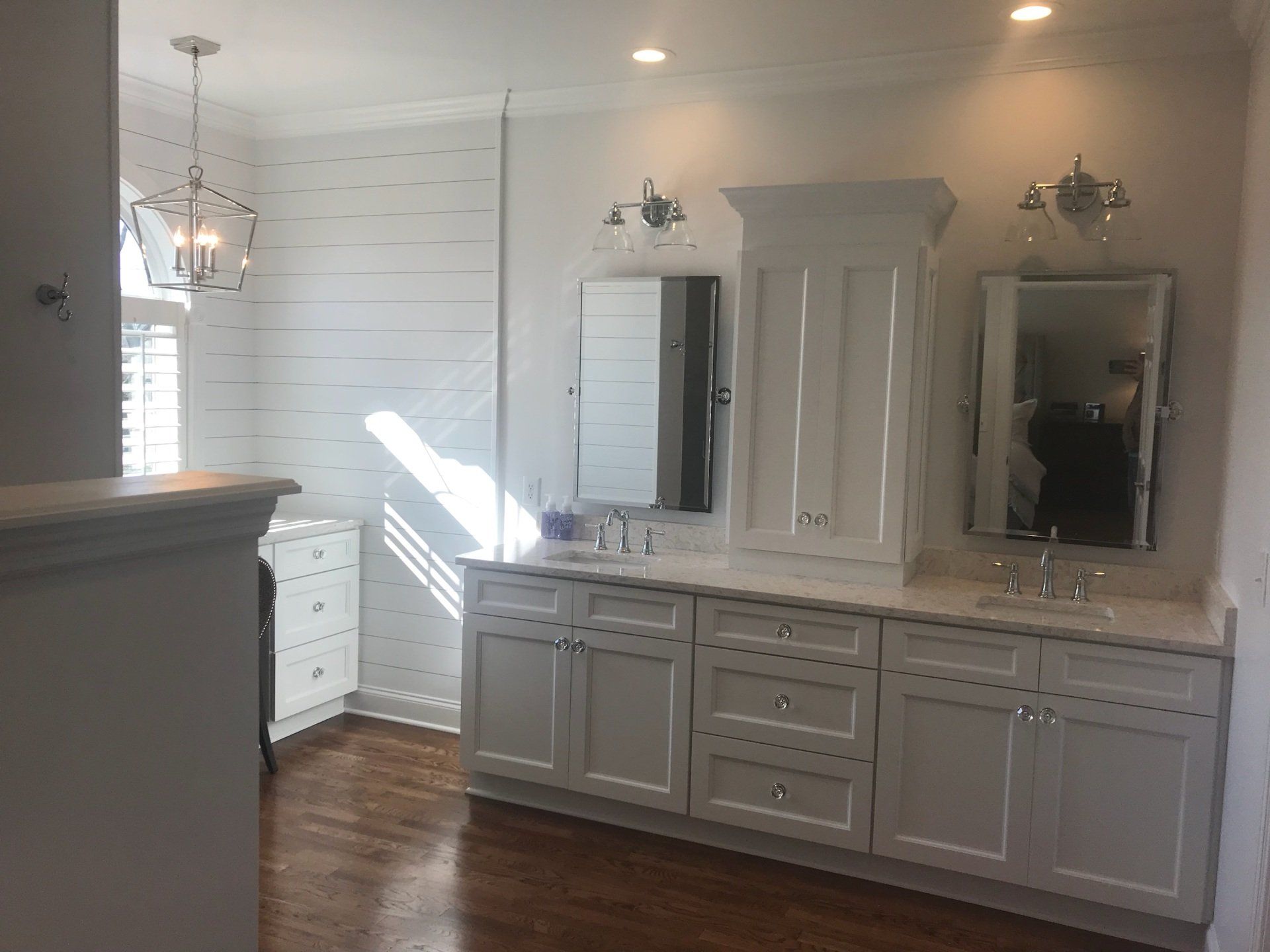 White Painted Bathroom — Murfreesboro, TN — Smith & Salmons Construction