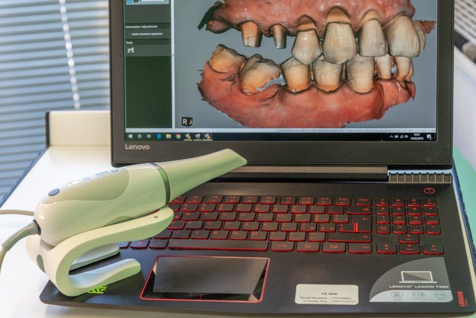 dentisti al computer