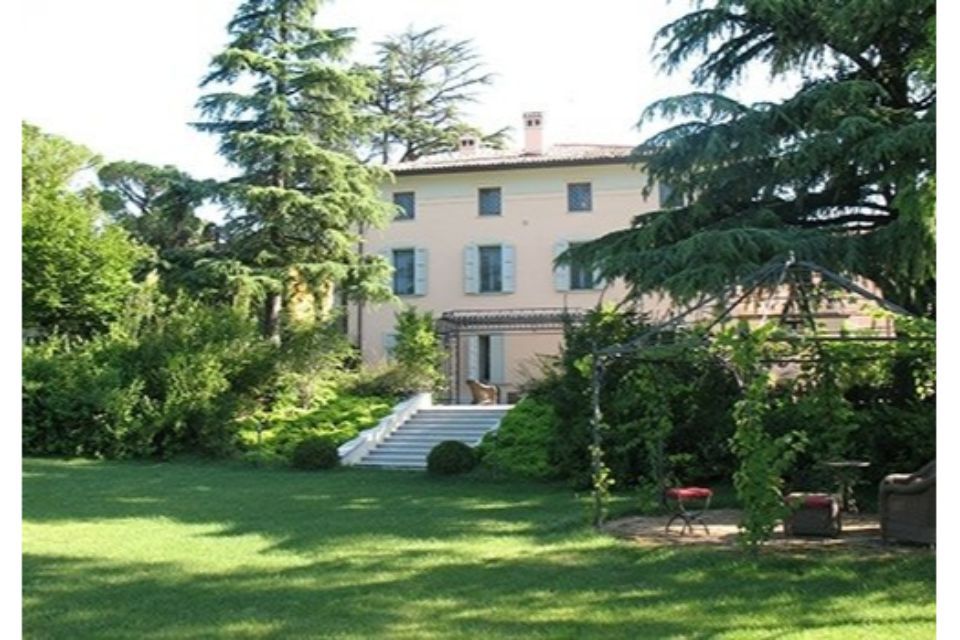 villa con giardino