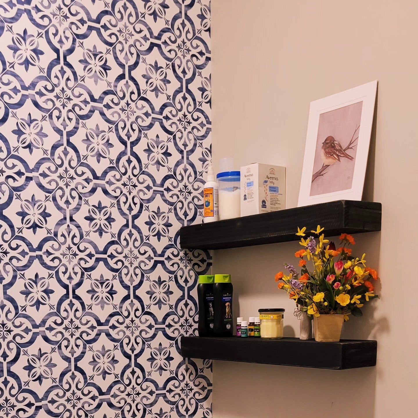 Picture Frame Mounting, Shelf Mounting, Wallpaper
