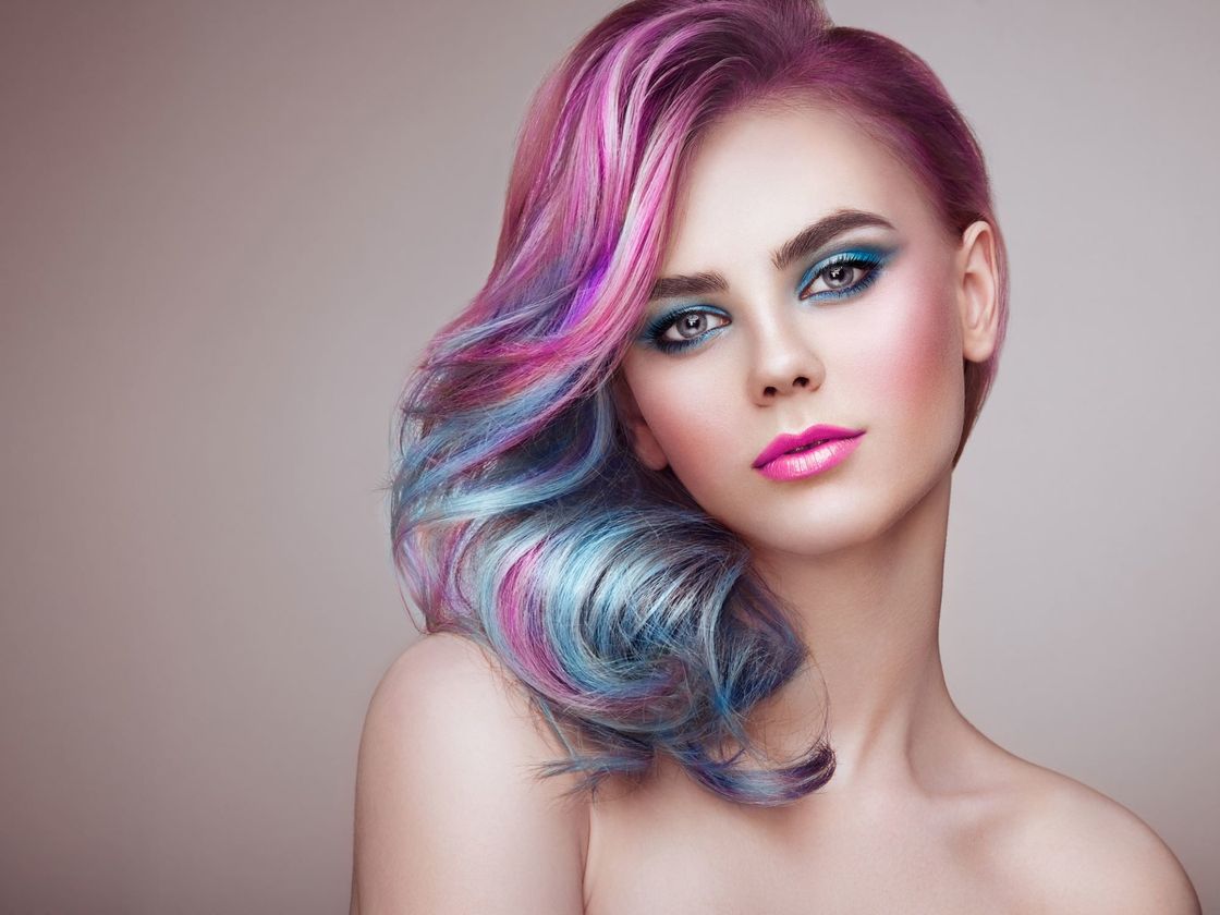Woman with Nice Hair Color — Estero, FL — A Sharper Image Hair Design
