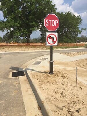 Stop With No Left Turn - Traffic signs in Denham Springs, LA