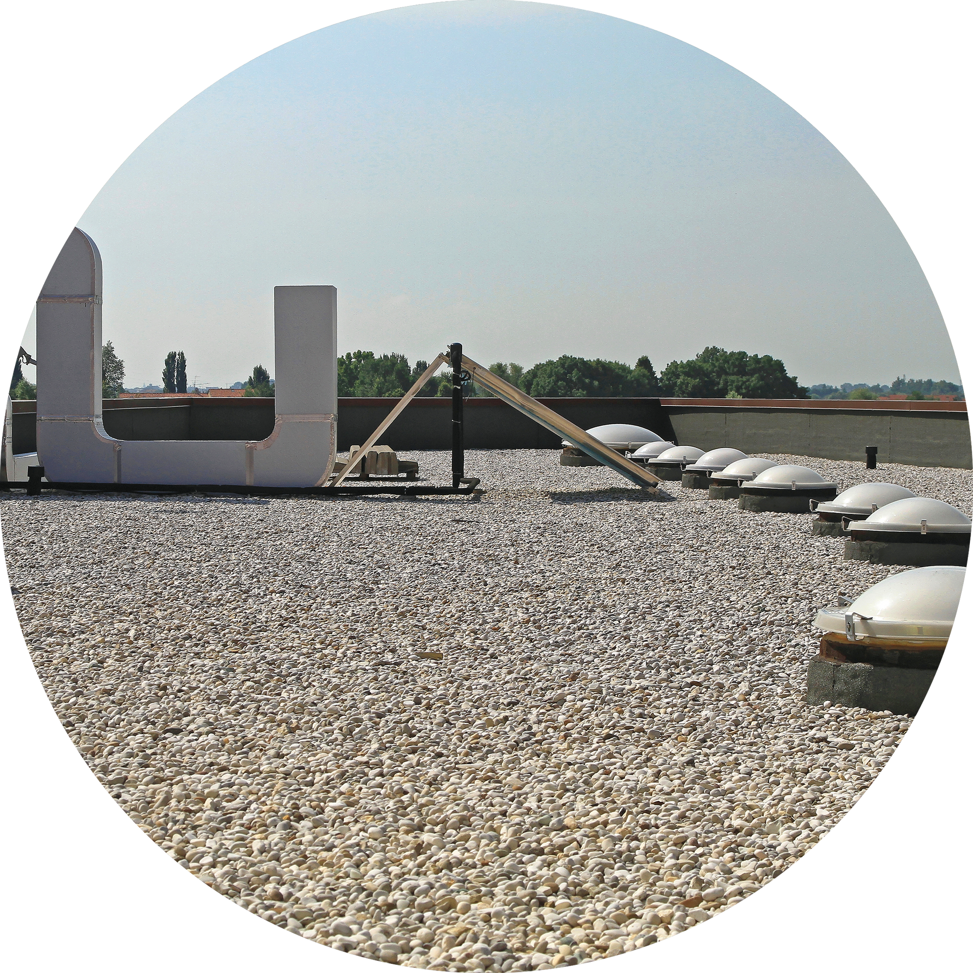 A roof with a lot of gravel on it