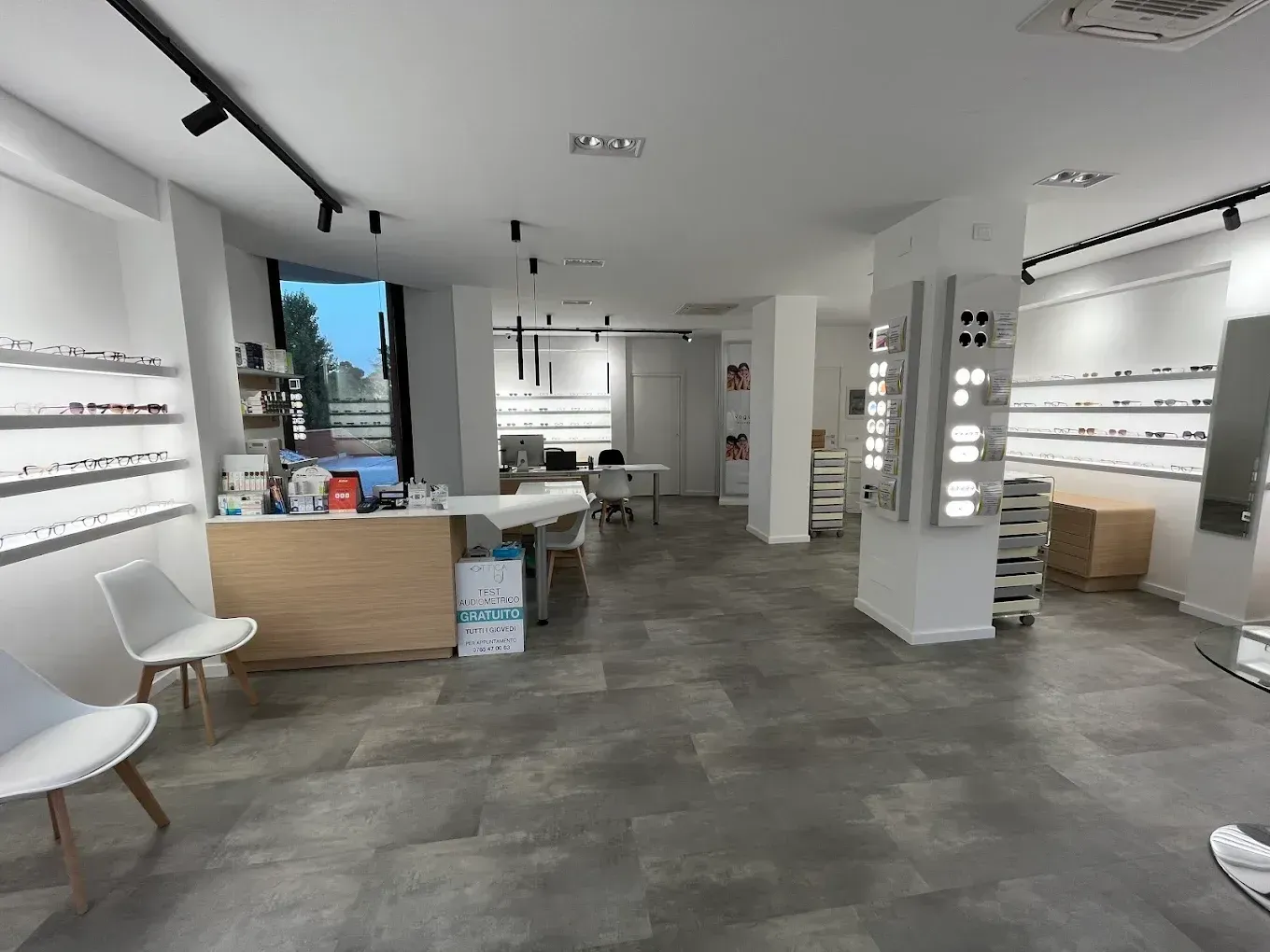 interno Ottica BJ a Rieti