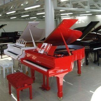 Pianoforte a coda rosso