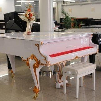 Pianoforte a coda bianco