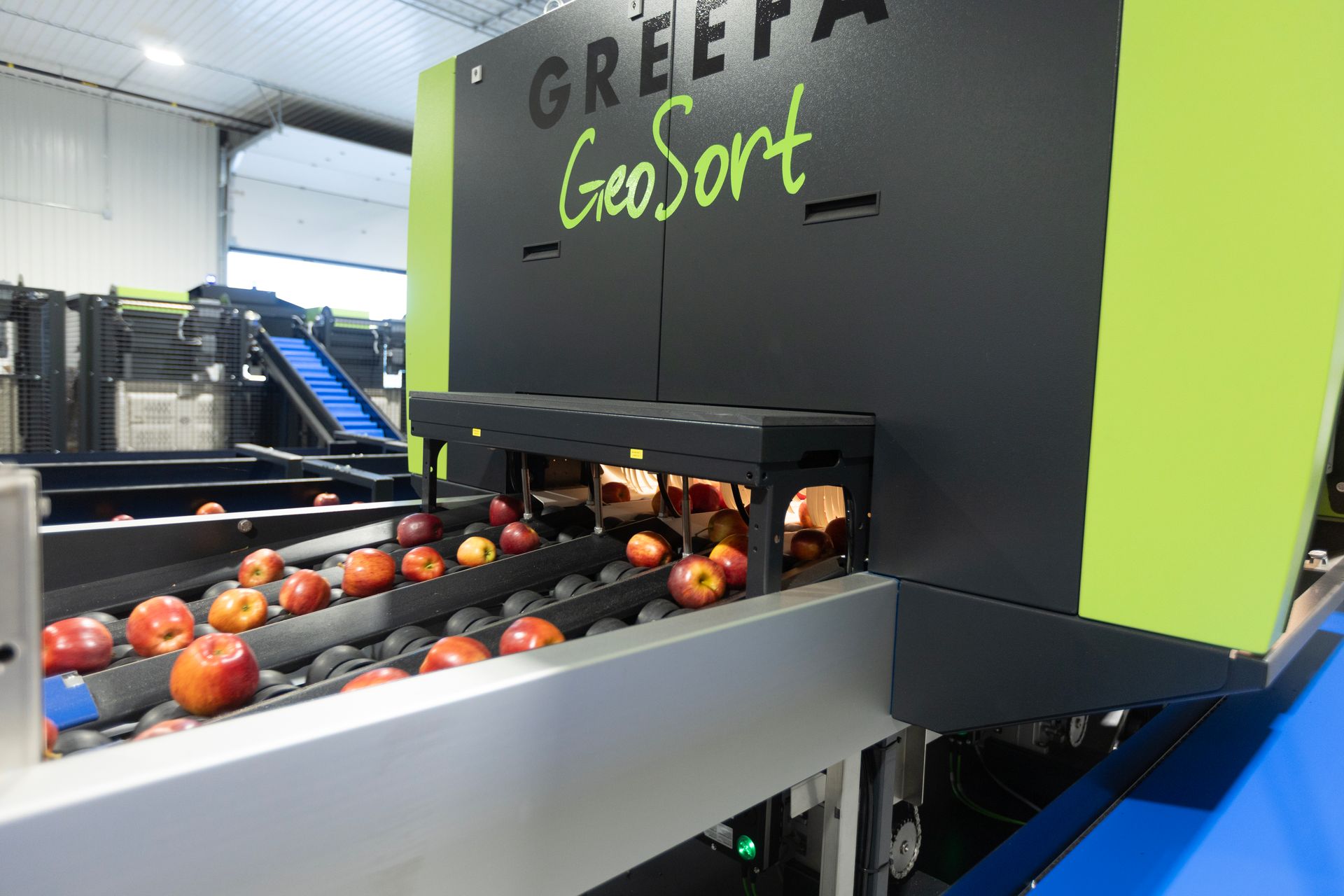 Sustainable Apple Farming in Ontario