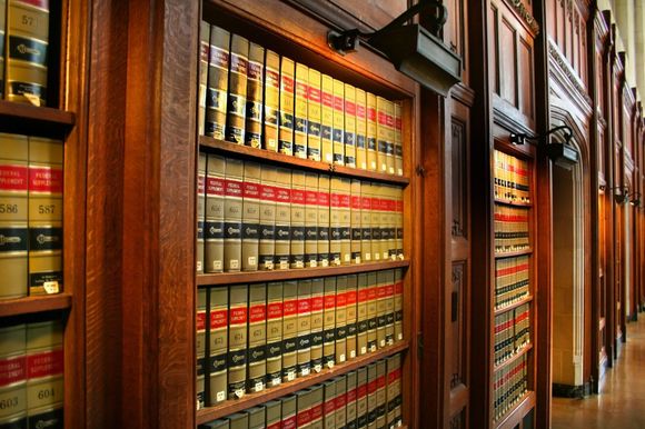 biblioteca di uno studio legale