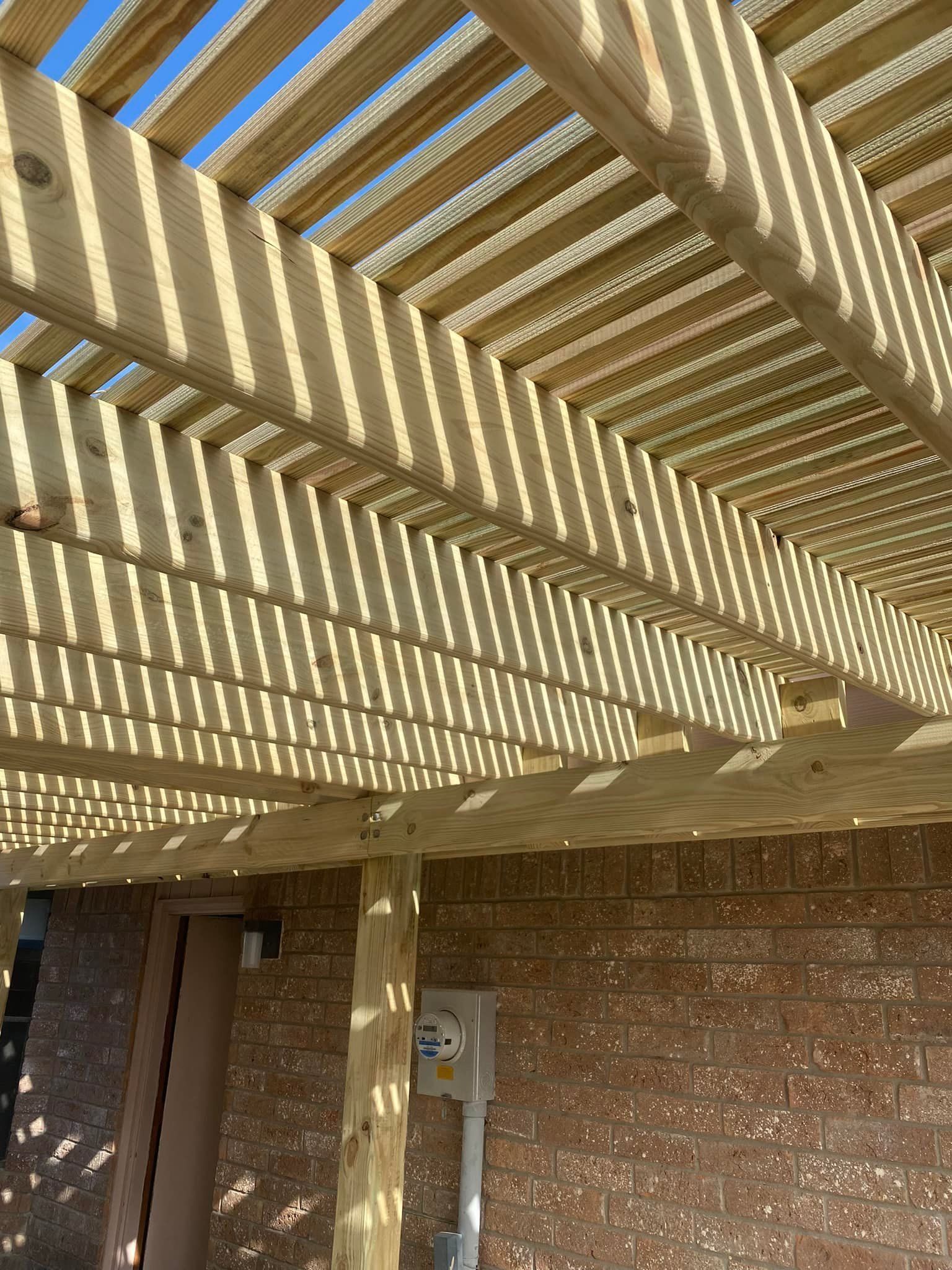 A Finished Wood | Corpus Christi, TX | D & D Decks & Docks