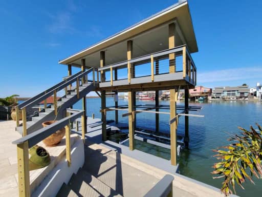 Sideview Of A Deck | Corpus Christi, TX | D & D Decks & Docks