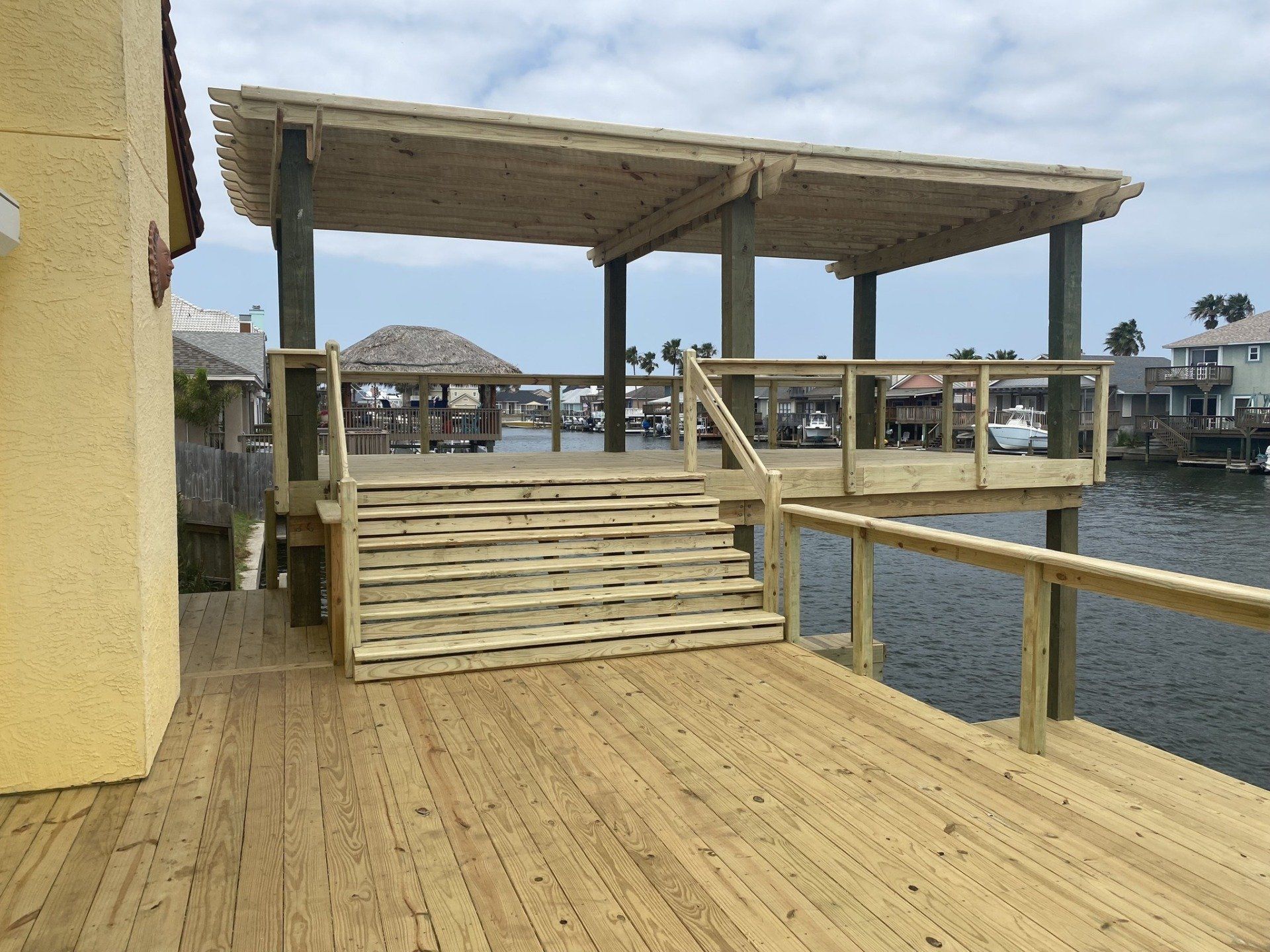 A Wooden Dock And Deck | Corpus Christi, TX | D & D Decks & Docks