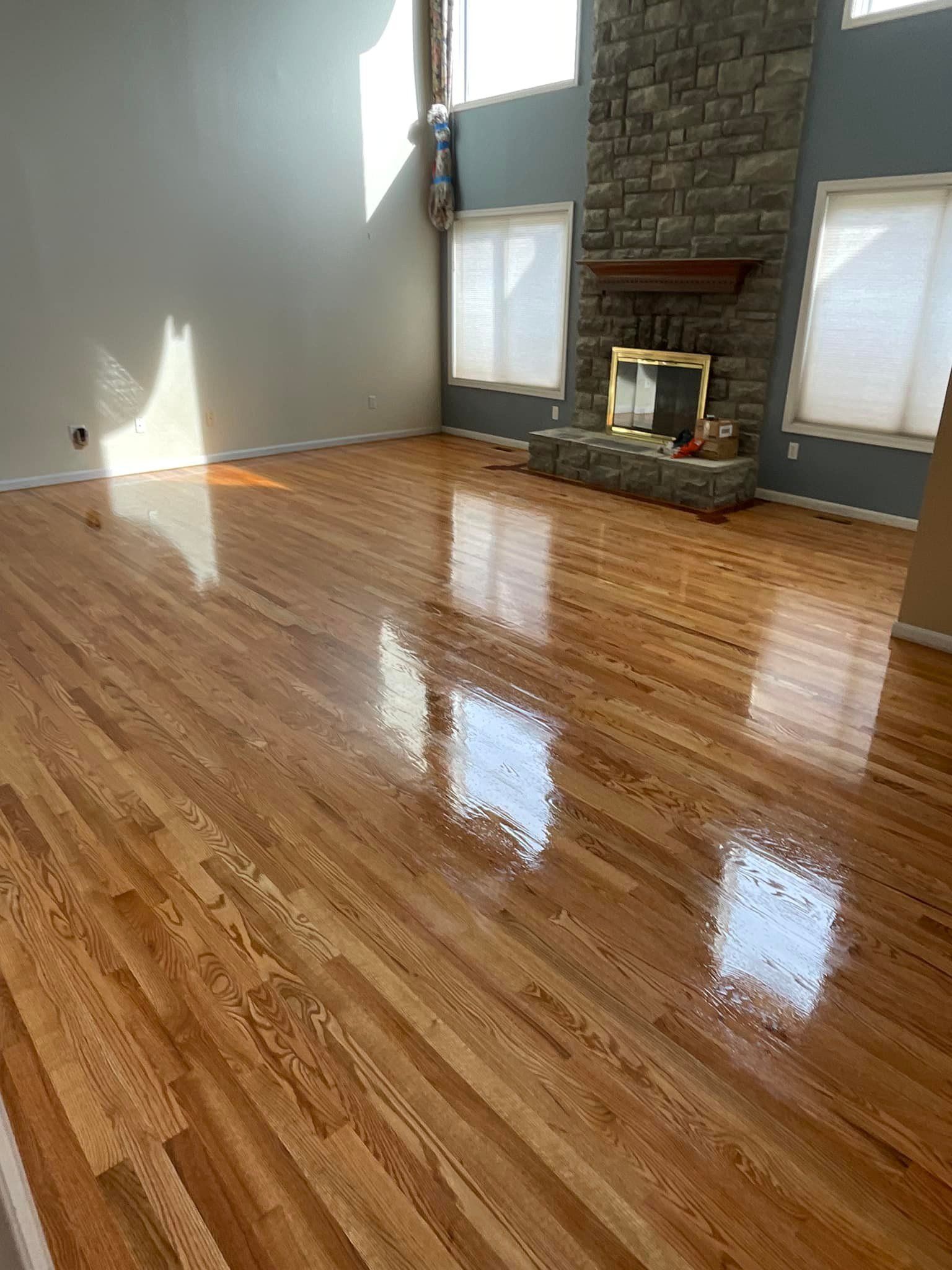 Empty Living Room — Cincinnati, OH — Old Reliable Floor LLC