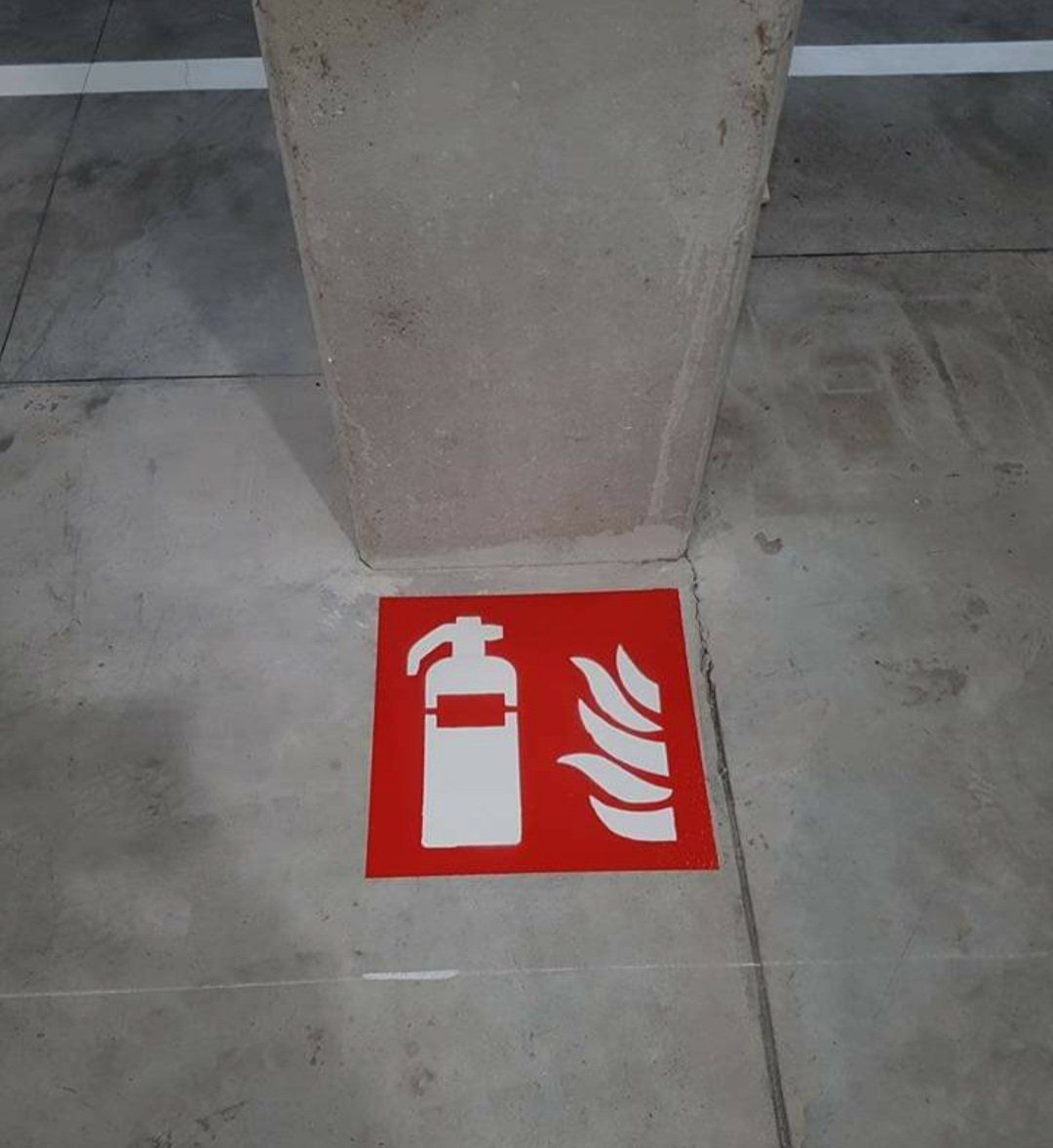segnaletica orizzontale per aziende antincendio 3