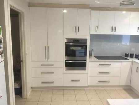 new white kitchen