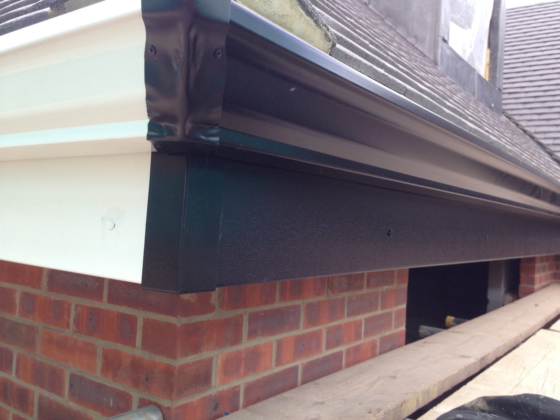 Aluminium guttering