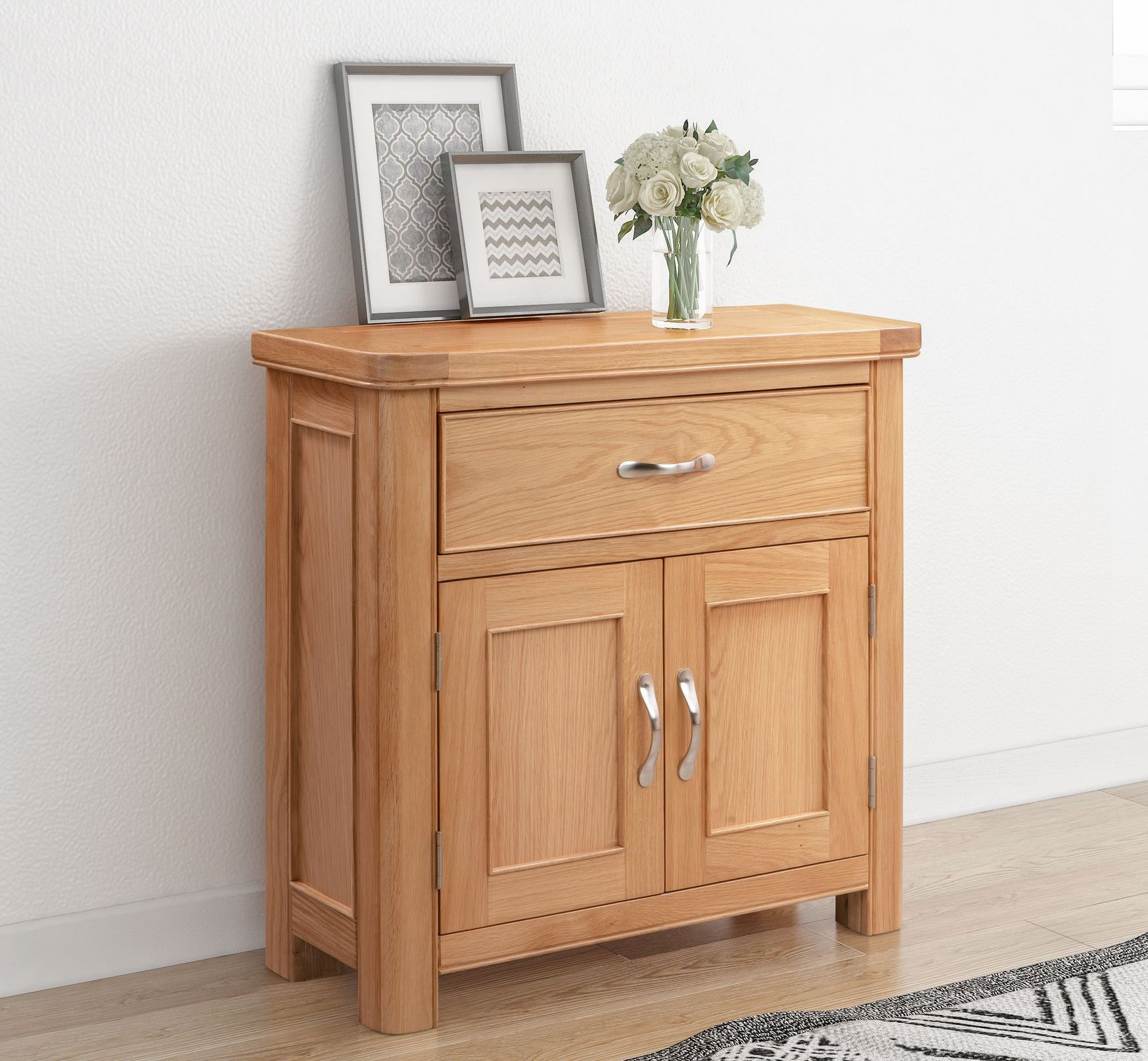Chatsworth Oak Hall Cabinet