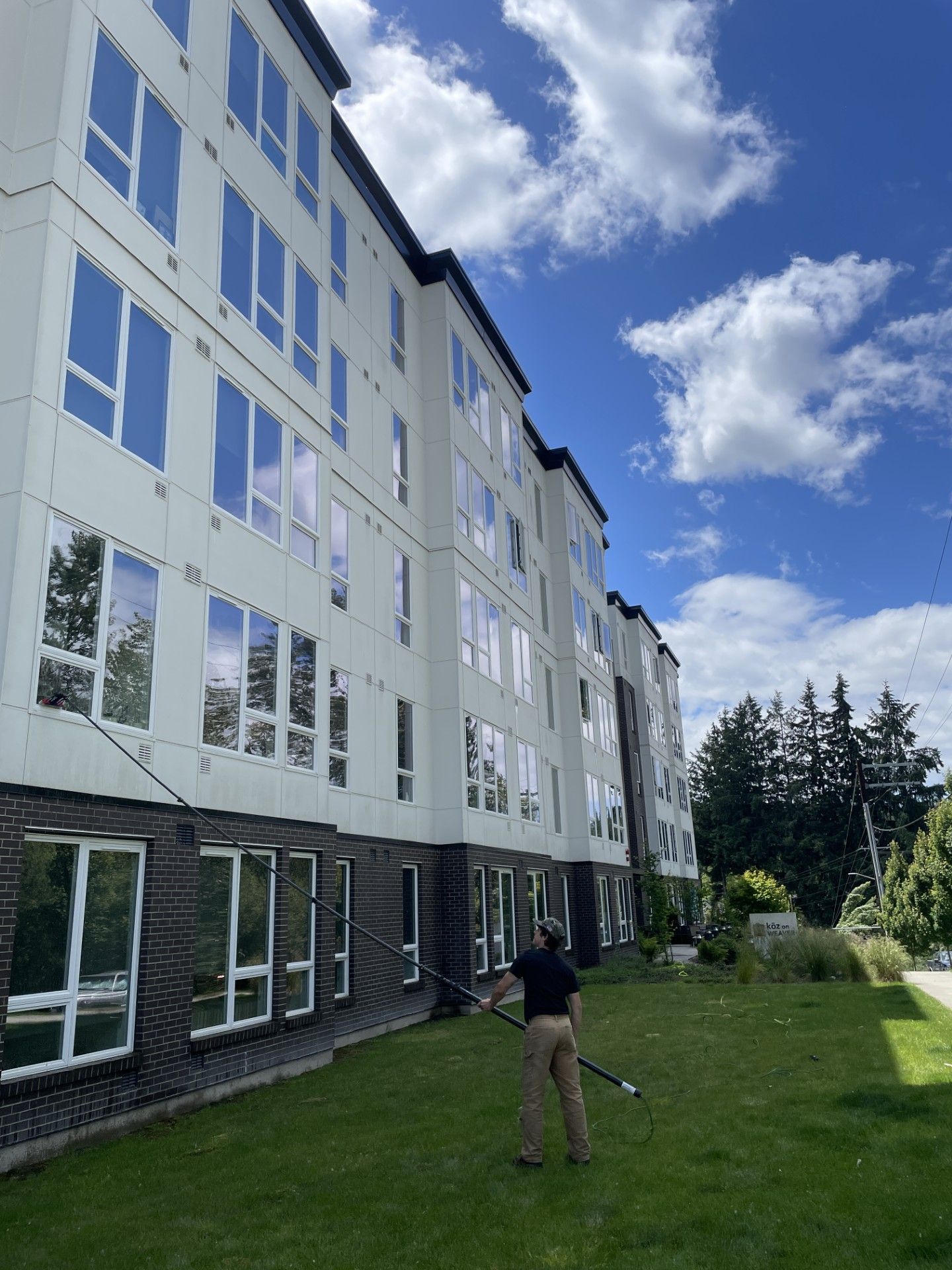 large-building-clean