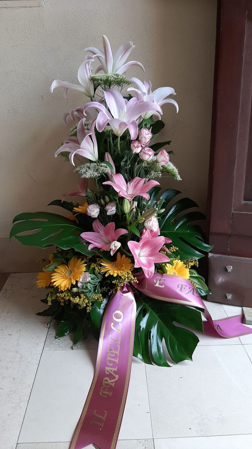 Composizione di fiori per funerale 14