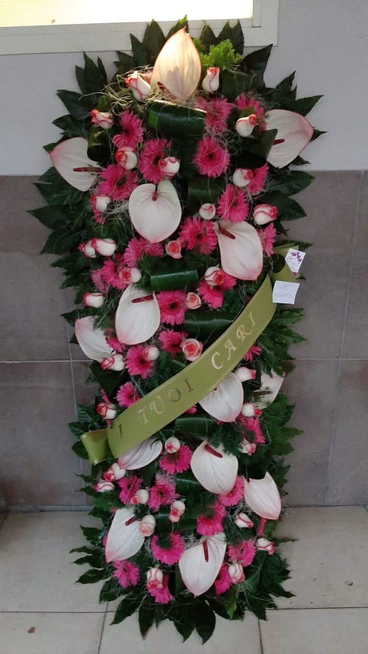 Composizione di fiori per funerale 2