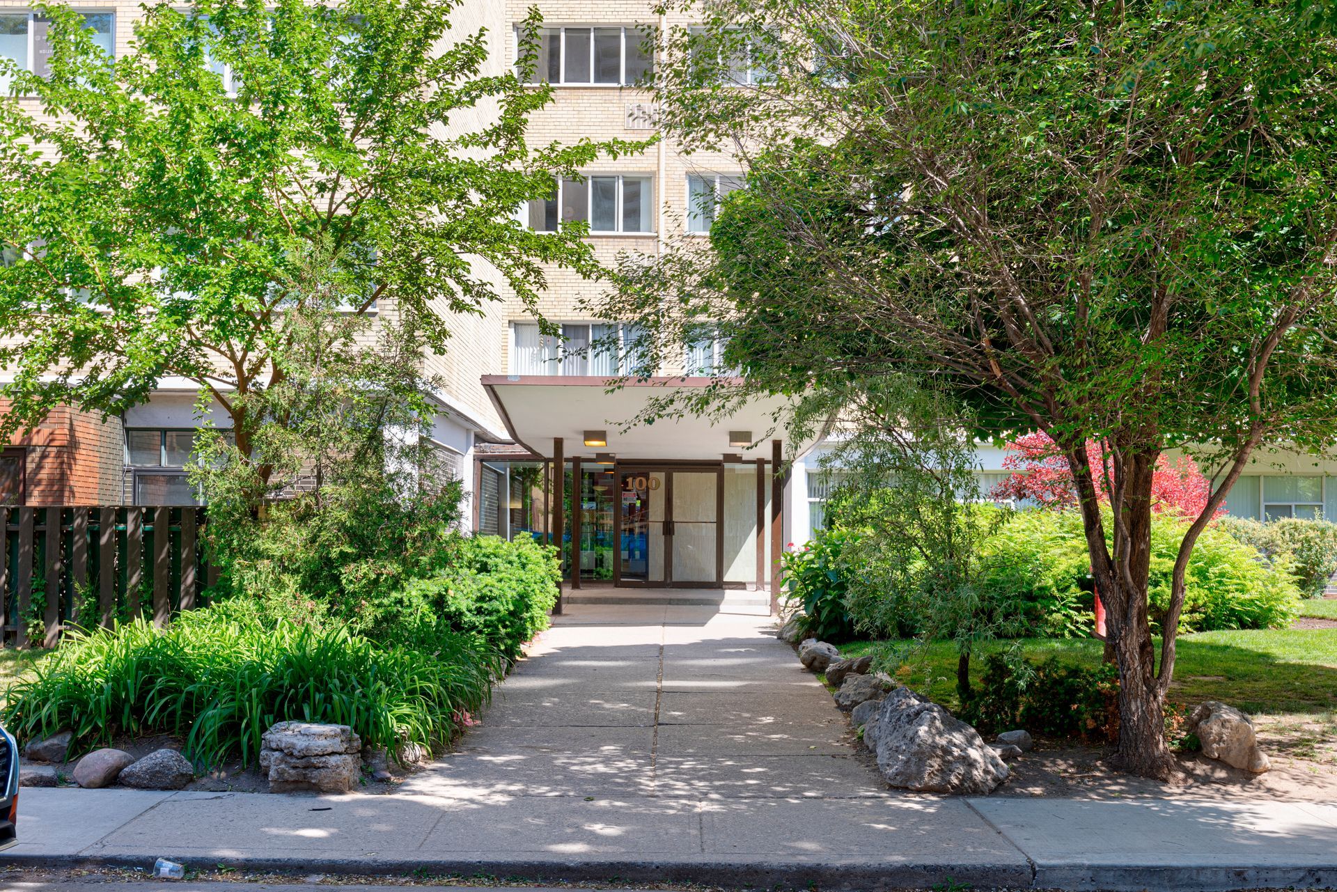 Suites Availability at 100 Gloucester Street, Toronto