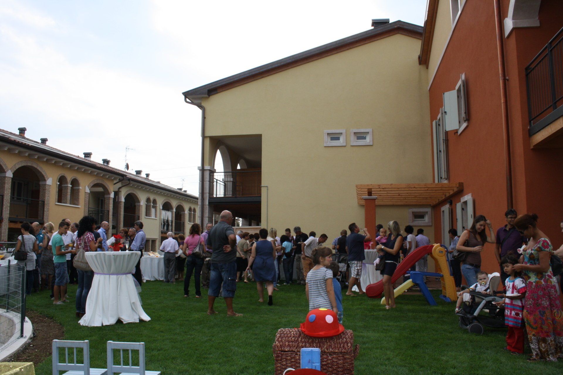 evento in giardino asilo nido