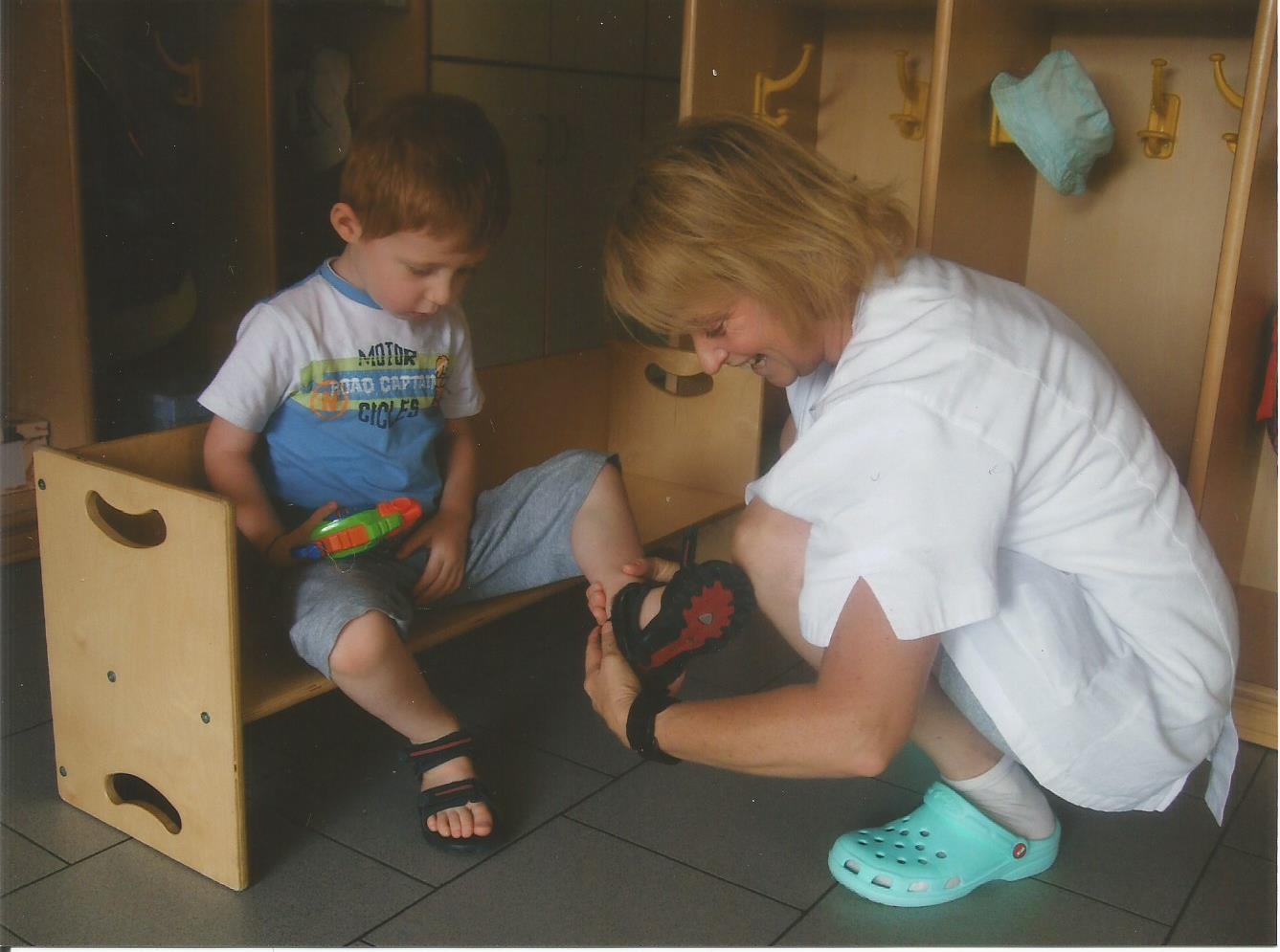 cura del bambino al nido