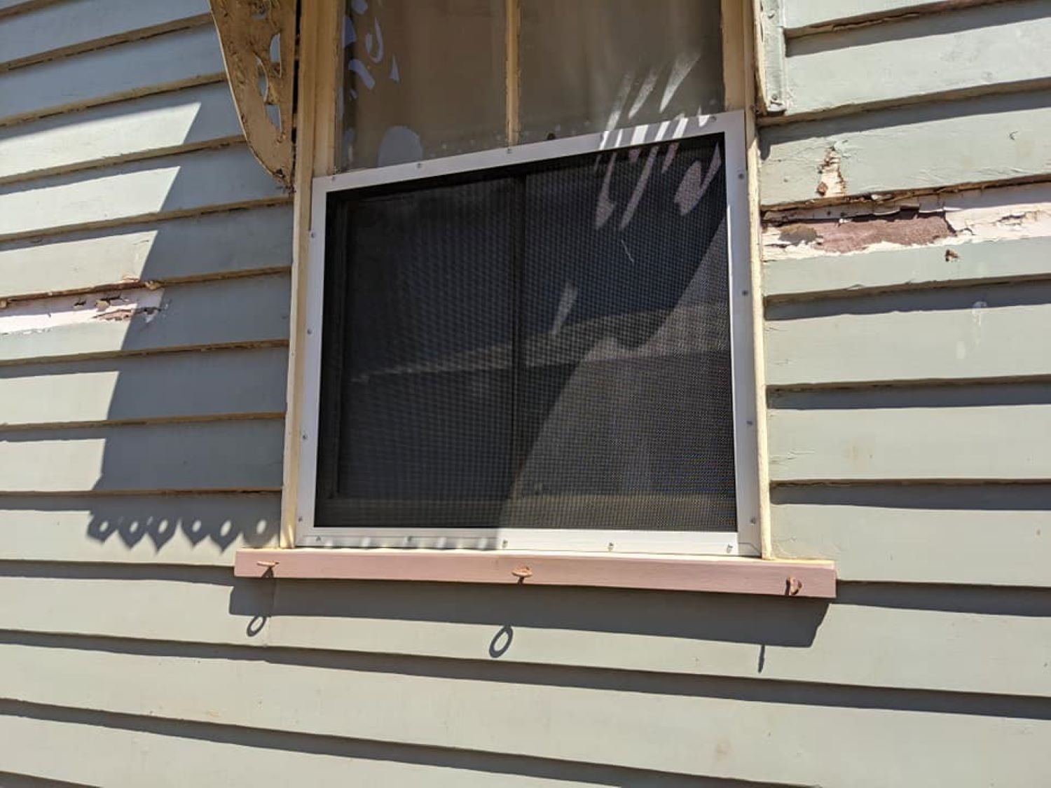 A Window with A Screen on It — Toowoomba Locksmiths in Warwick, QLD
