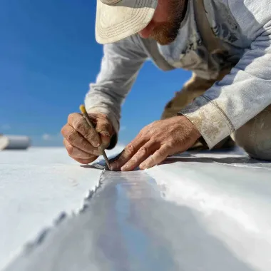 Hillsborough County roofing pros delivering weatherproofing solutions for residential and commercial clients.