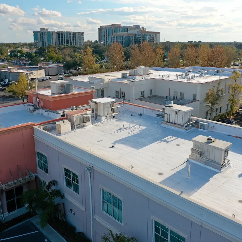 Experienced contractors offering commercial roof inspection and assessment in Tampa FL with same-day service.