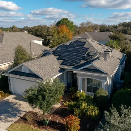 Tampa roof replacement experts using Owens Corning and GAF roofing materials for superior quality.