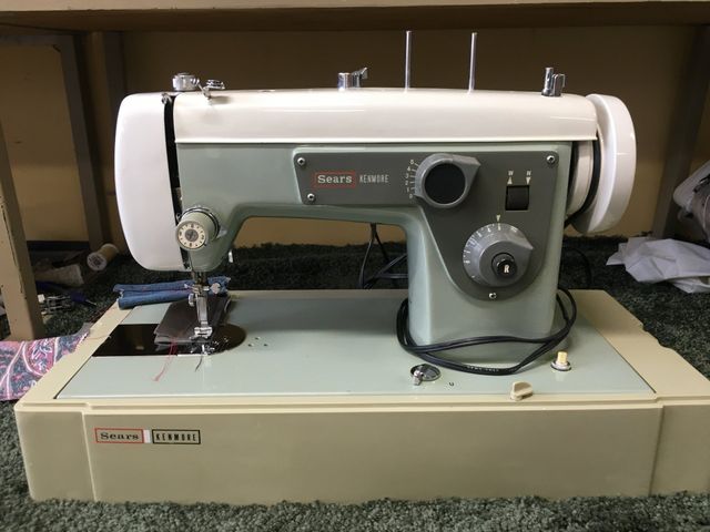 Kenmore -Mini Ultra 3/4 Size Sewing Machine  Sewing machine, Sewing,  Vintage sewing machines