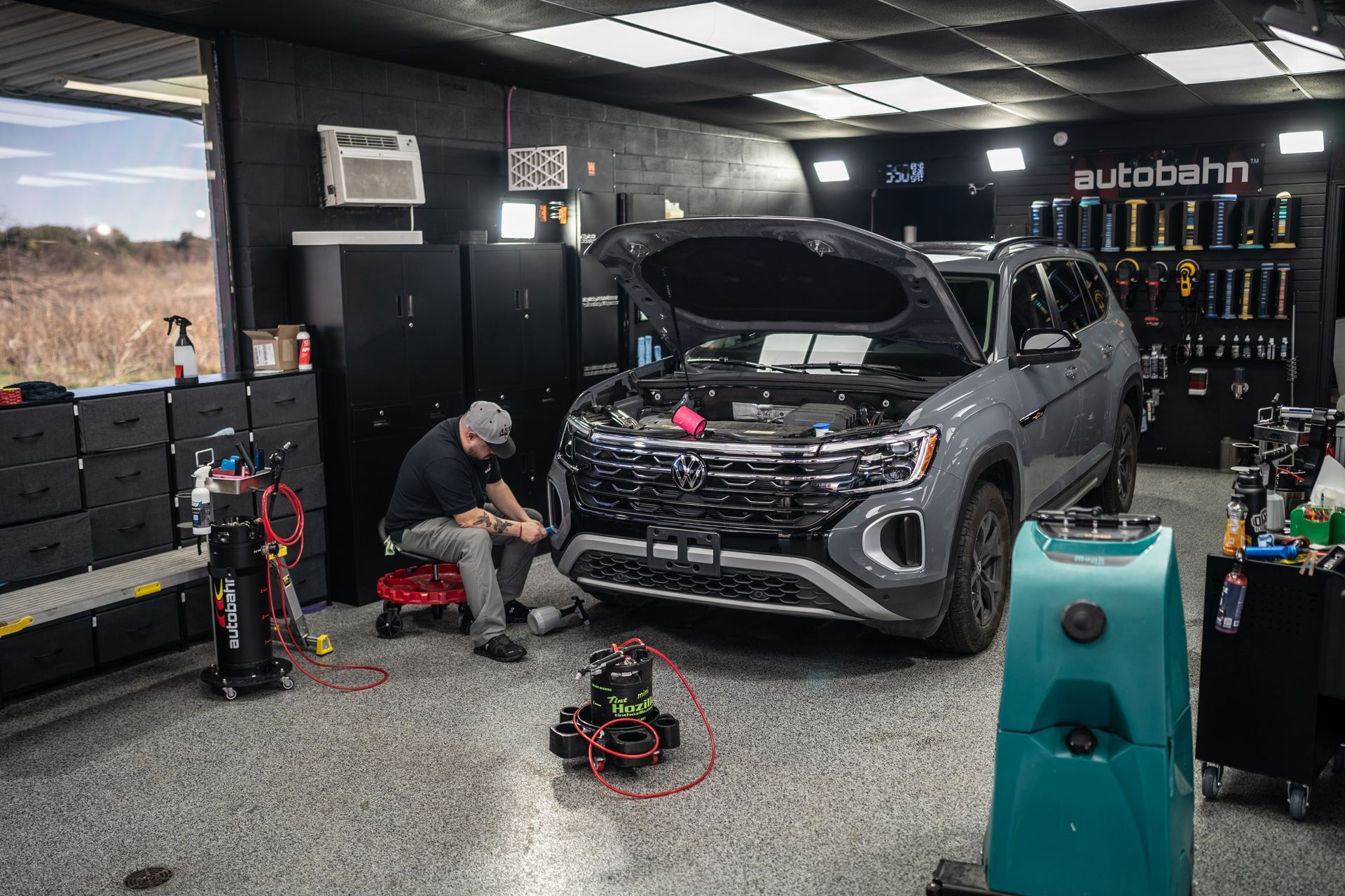 2025 VW Atlas Peak Edition: PPF, Ceramic Tint, and Ceramic Coating near Copperas Cove, TX