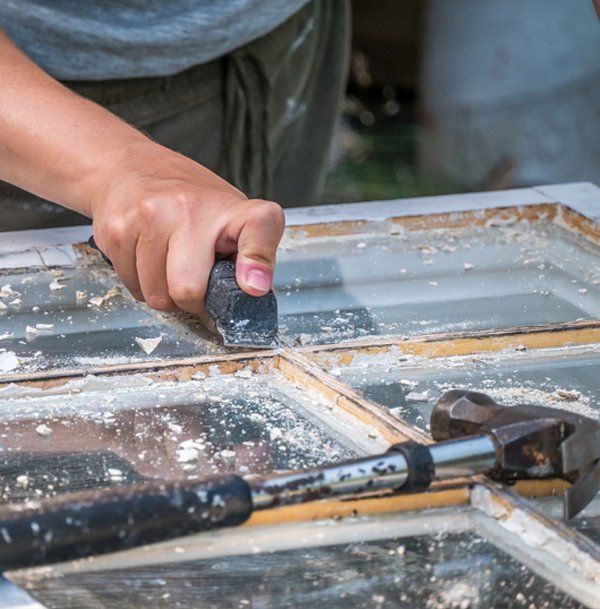 Scraping Old Color to Fix Window — Wide Bay QLD — Jack’s Glass