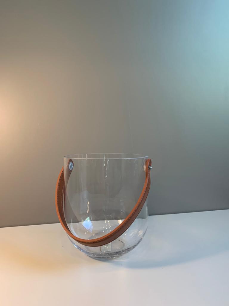 vaso vetro cuoio