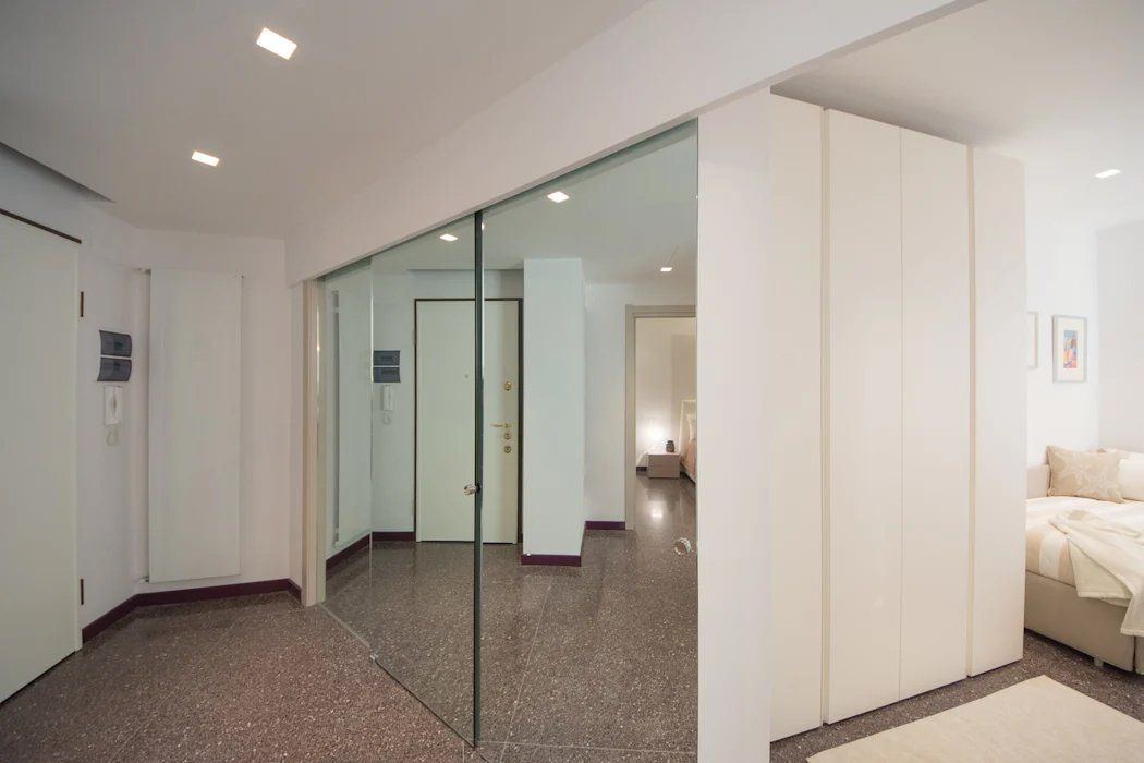 Ingresso appartamento ristrutturato al mare