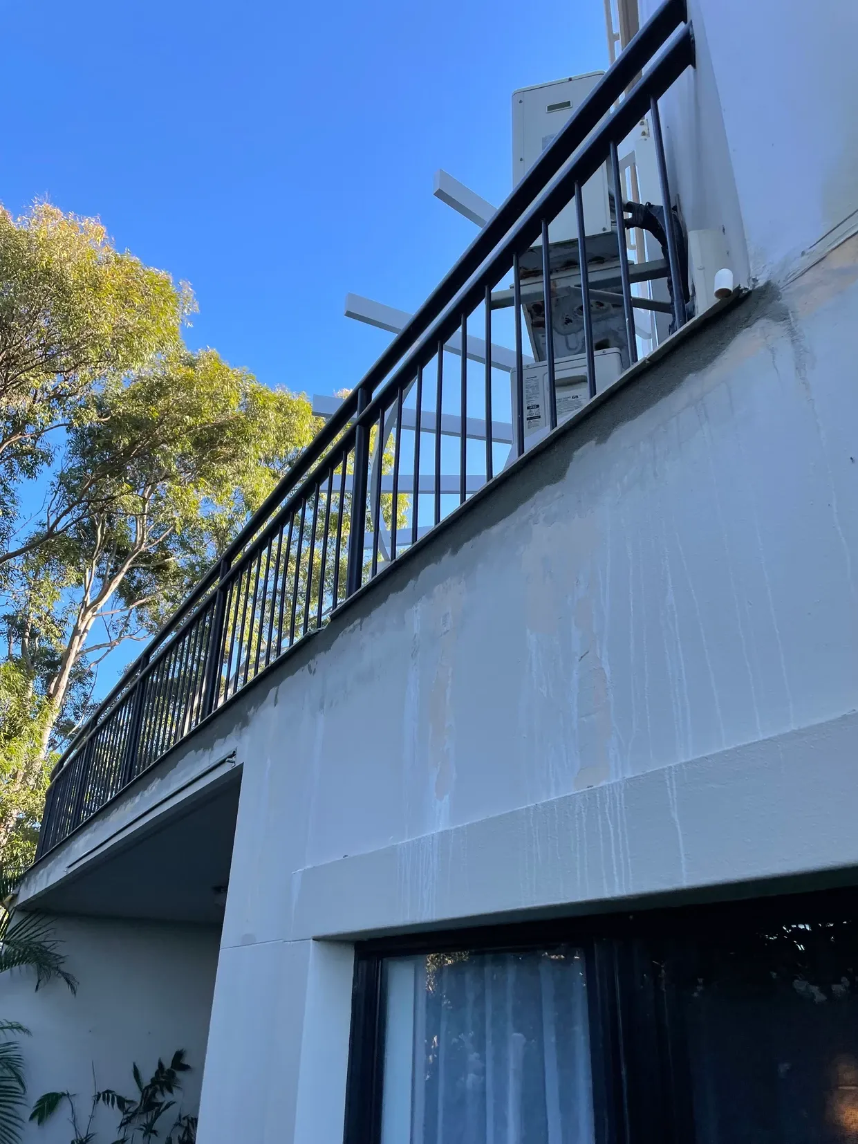 Slab Edge Seal & Gutter Replacement
