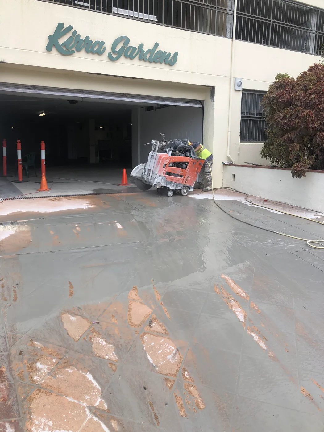 Kirra Gardens Driveway Crack Repair