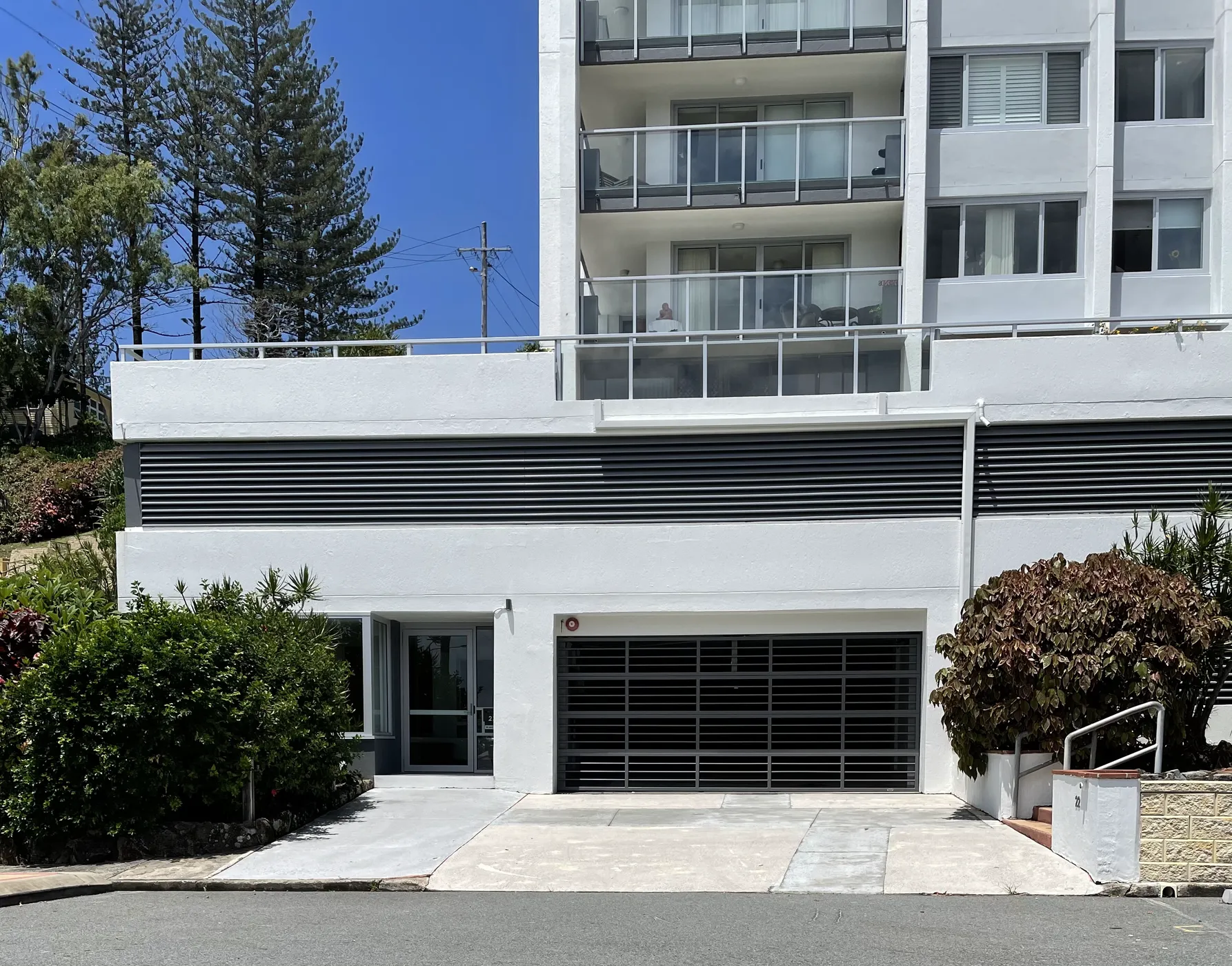 Facade Concrete Spalling Repairs