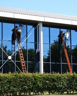 Two Window Cleaners - Abington, MA - JMD Services CO