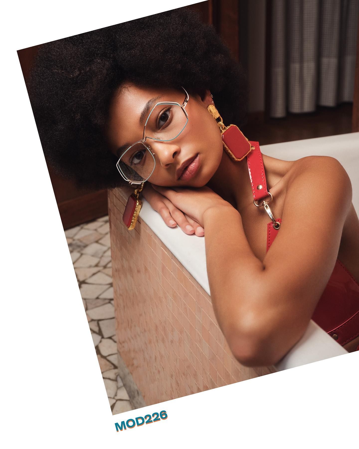 Lunette marque CAZAL - monture de lunettes ultra mode et design pour na pas passer inaperçu - vendue chez Gembloux Optique