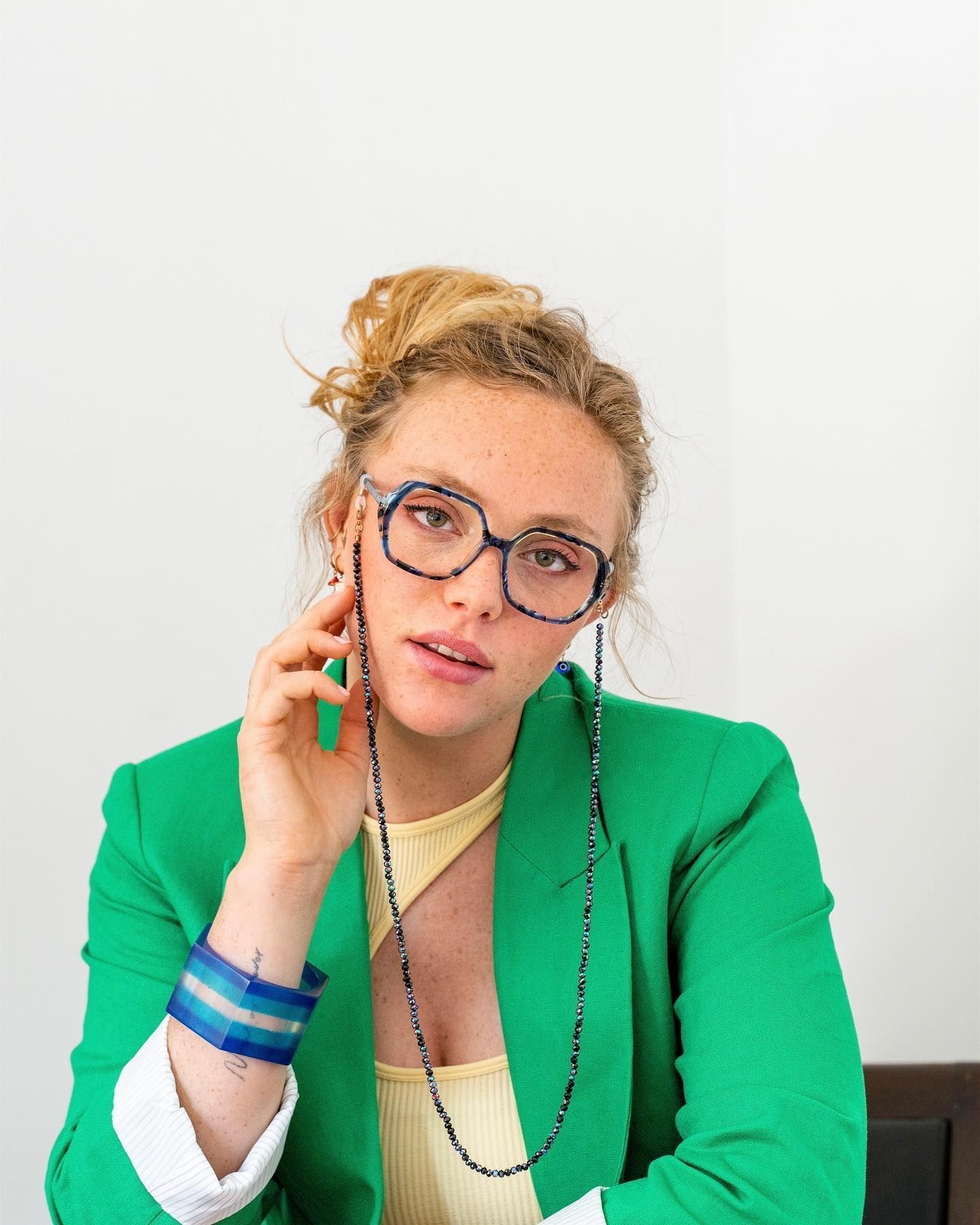 Lunette marque MARLONE - Monture française - vendue chez Gembloux Optique - Lunette moderne - lunette à la mode