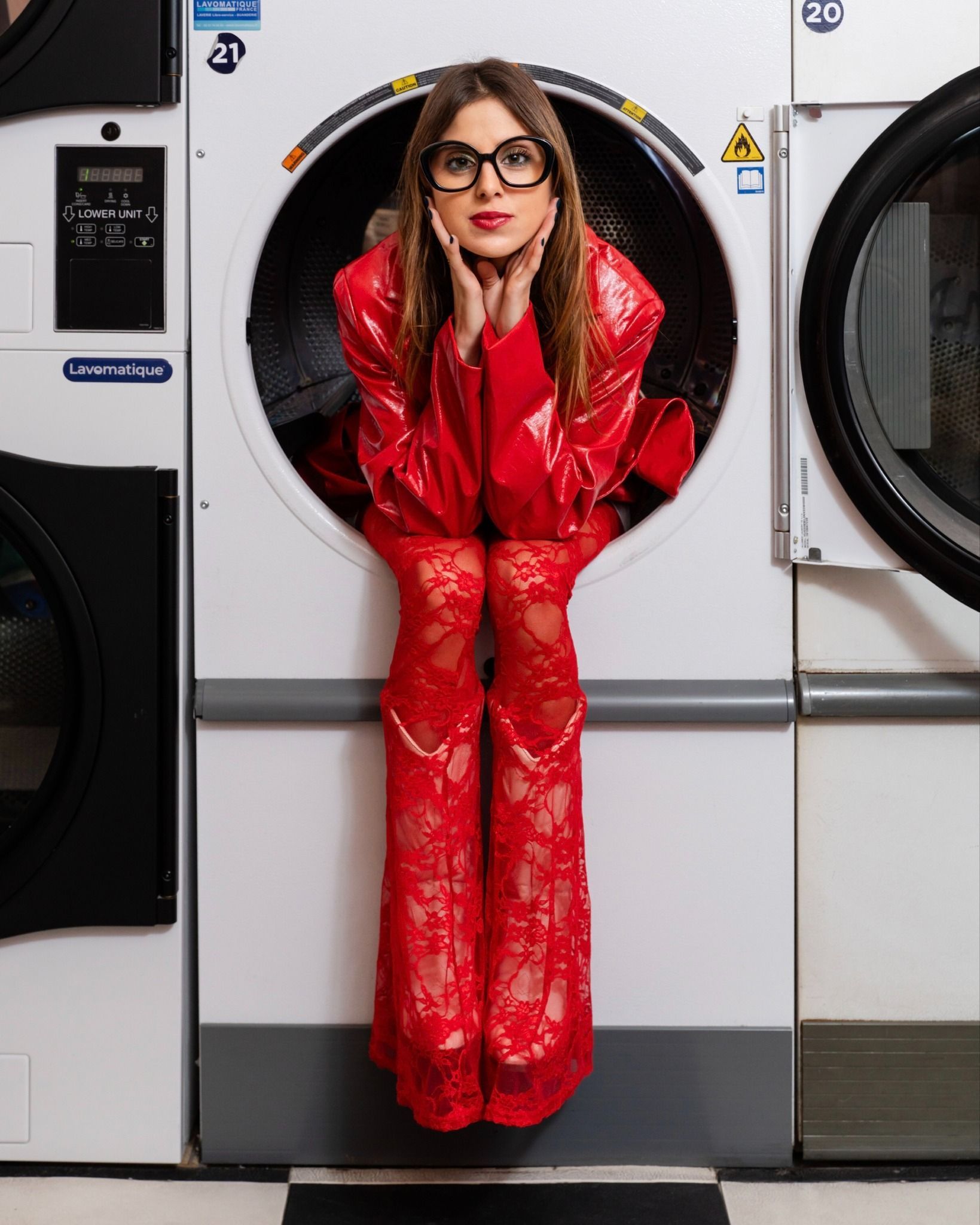 Lunette marque MARLONE - Monture française - vendue chez Gembloux Optique - Lunette moderne - lunette à la mode