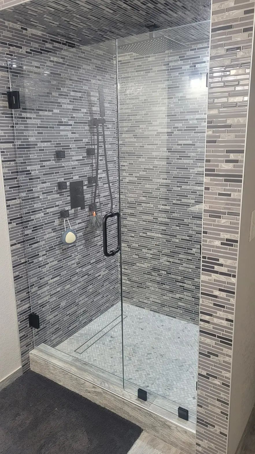 Frameless Door with Matte Black Hardware