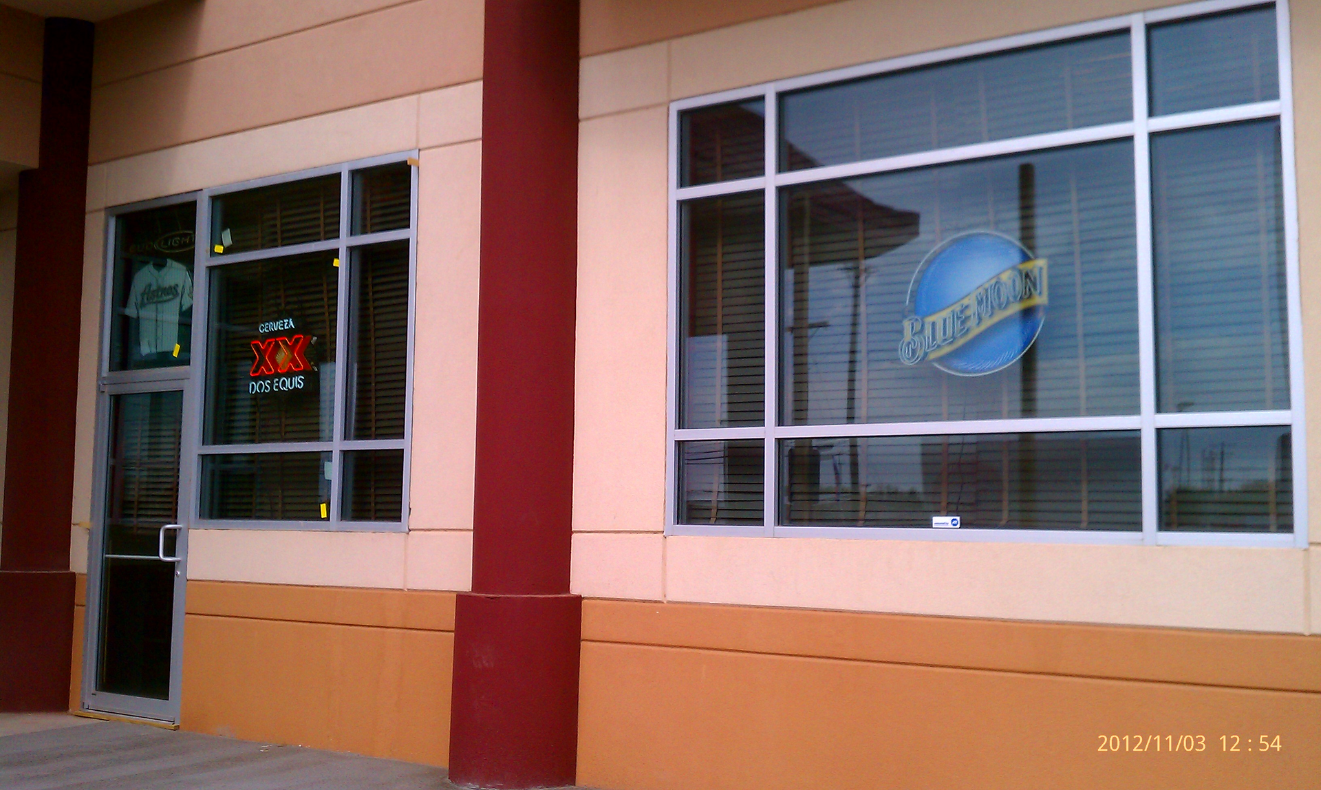 A store front with a sign that says blue ribbon
