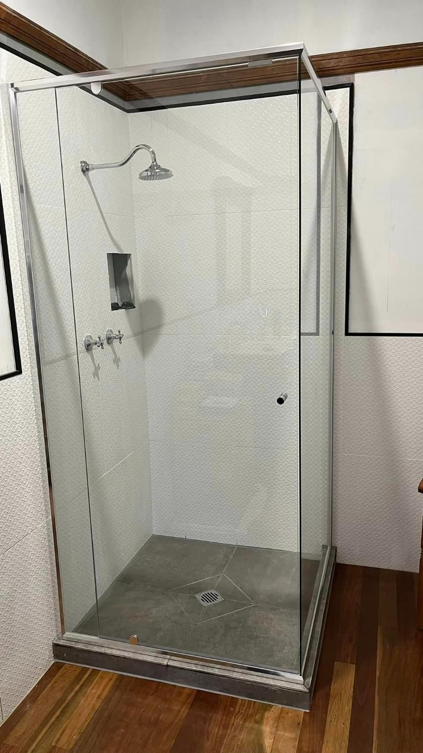 Glass Shower Screen Of A Bathroom With Silver Shower Tap — SC Glass & Aluminium in Yandina, QLD