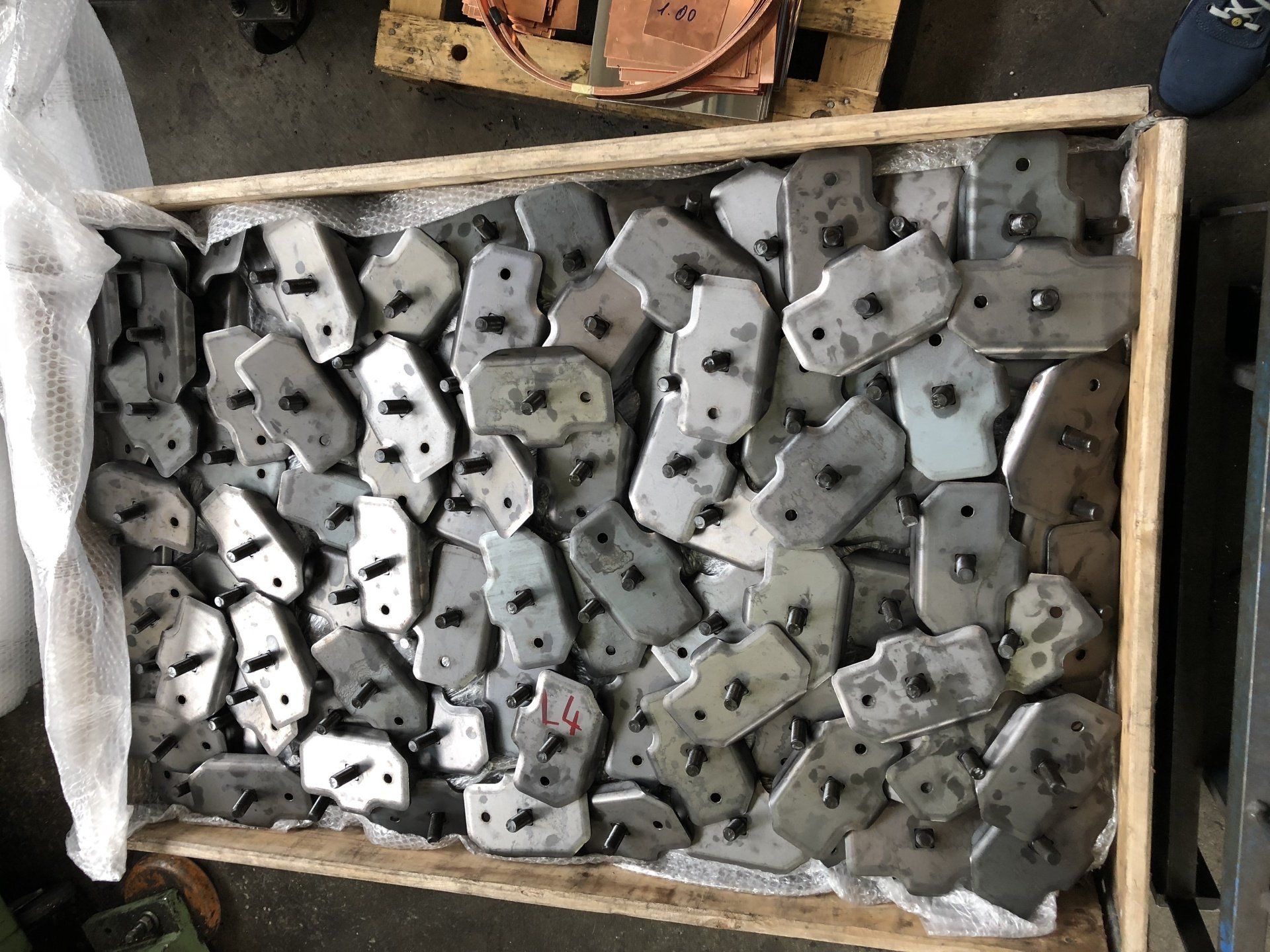 produzione di miniature in metallo