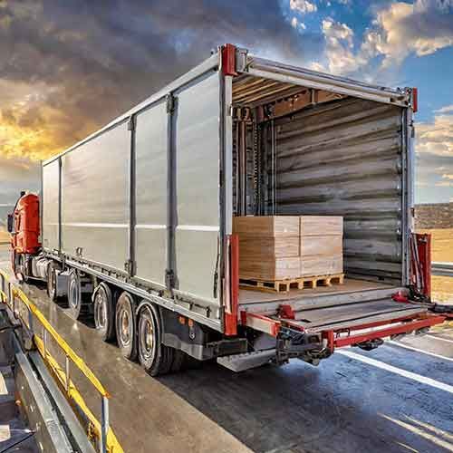 difference between ltl and parcel shipping