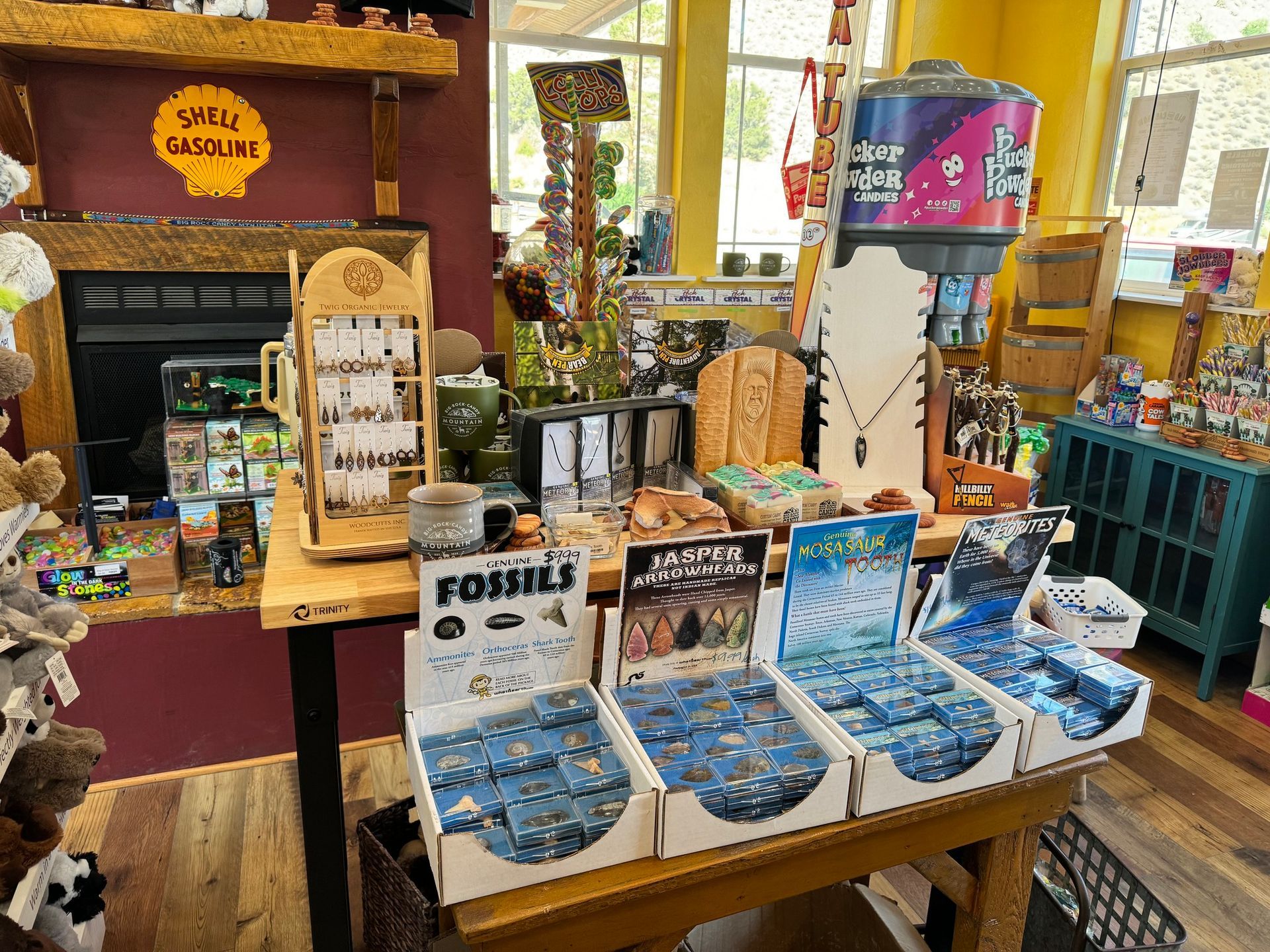 A table in a store filled with lots of items.