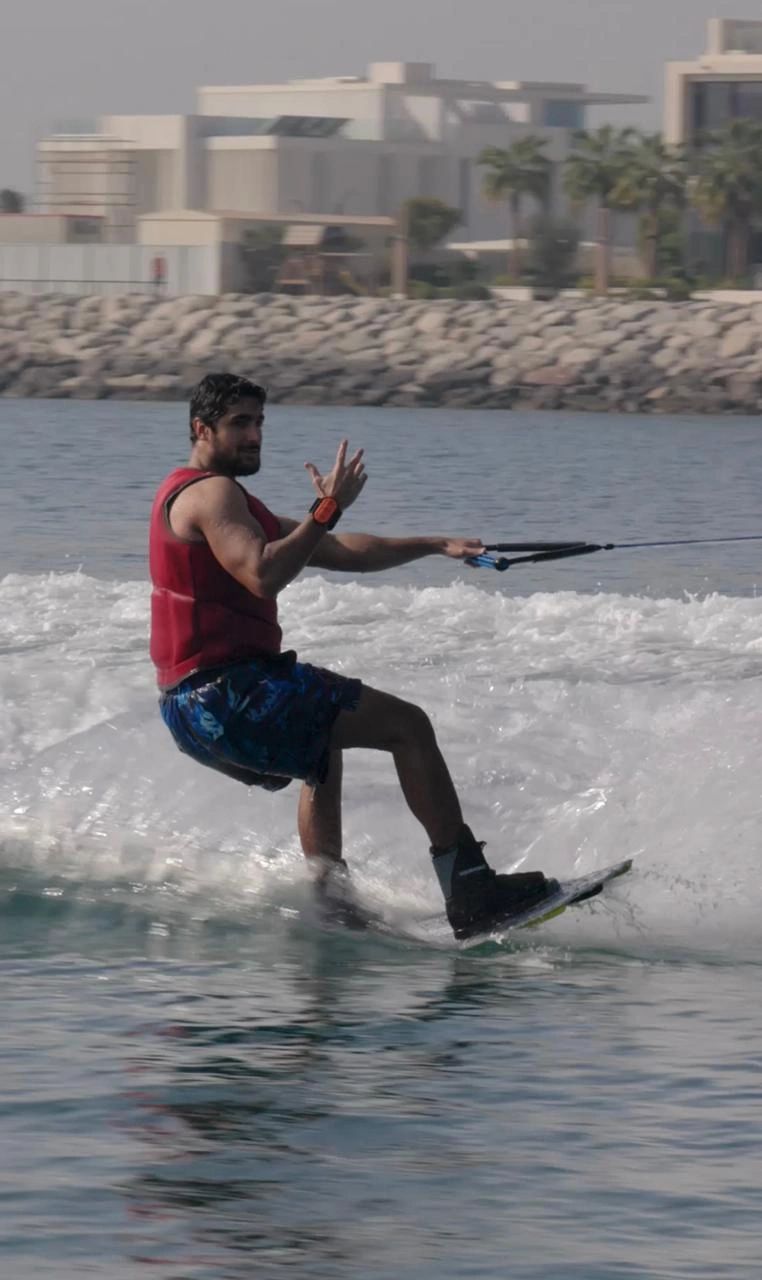 Wakesurfing in Dubai
